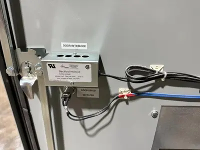 ALLEN BRADLEY 150 HP DRIVE CABINET 20G1AND186JA0NNNNN W/ BONITRON REGENS #S441