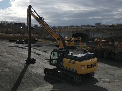New | in-Stock 2025 KOBELCO SK300 LC-10 Crawler Excavators | Abele Tractor #1342803