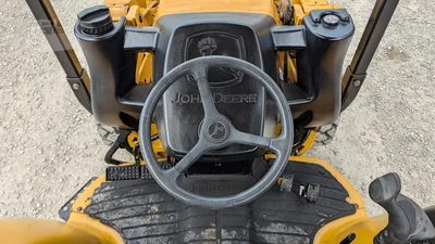 USED 2002 DEERE 110