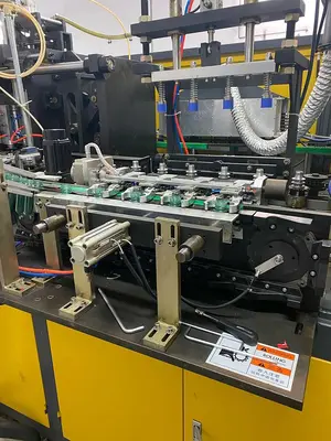 Water-Blow Molding Machine