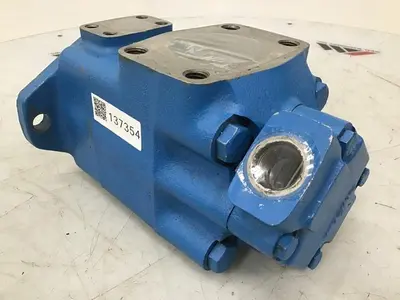 USED VICKERS 3520V25E5