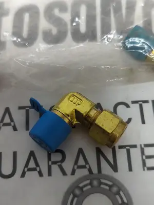 New | in-Stock SSP DUOLOK 1/8"X1/4" Valves/Fittings | Surplus Asset Holdings #1218919