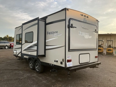 Used 2017 COACHMAN FREEDOM EXPRESS 22TSX- 1SL Campers, Caravans, Motorhomes Michigan US | Miedema Asset Management Group #1370131