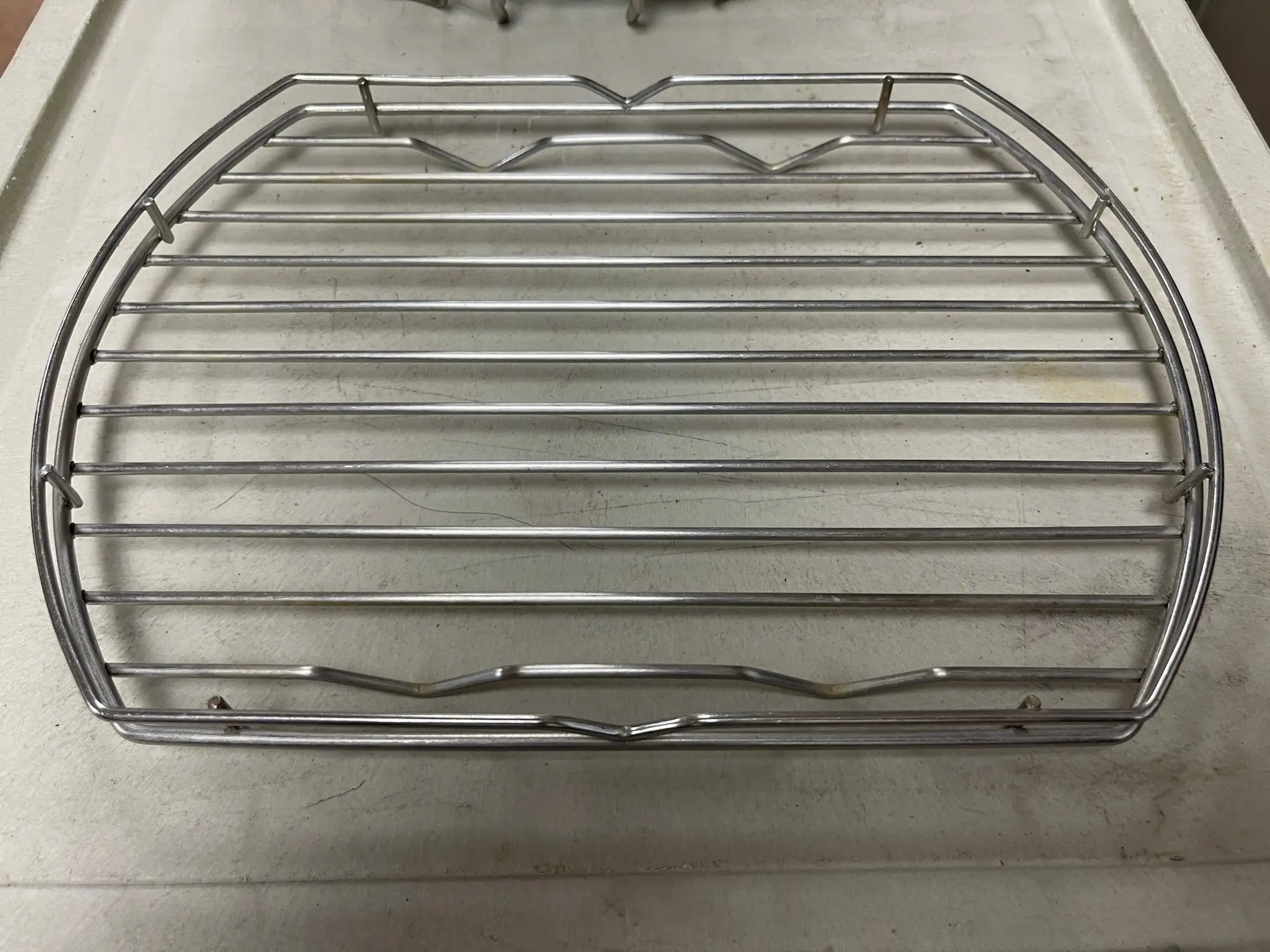 Used Winston Used Winston PS2837-1 Fryer Quarter Rack Stainless Wire Frying Rack Food, Restaurant, & Bakery Parts & Accessories Illinois US | Falcon Restaurant Supply #1375619