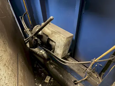 VESTIL HYRAULIC DUMP TILT HOPPER / BILLET FEEDER: YOBRO #24768