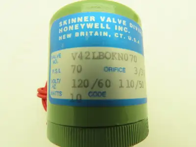 Honeywell Skinner V42LBOKN070 Solenoid Valve 2-Way NC 120V 70 PSI 1/8" NPT