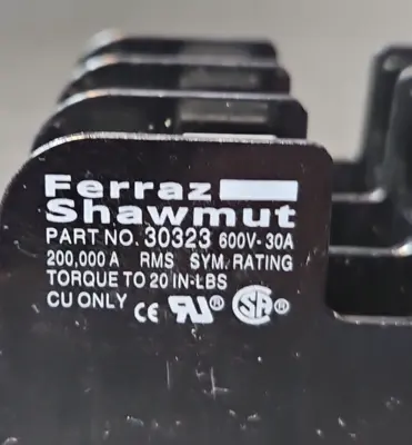 FERRAZ SHAWMUT 30323 FUSEHOLDER. Loc4B26
