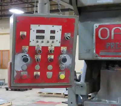 1984 BURR OAK FP-3 Fin Presses | Norcal Machinery (2)