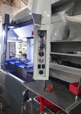 2020 HAAS VF-4SS Vertical Machining Centers | Lion Machinery (13)