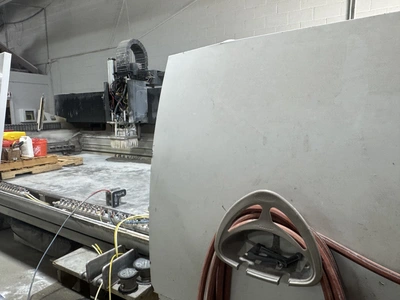 Used 2005 INTERMAC PRO CNC STONE MACHINING CENTER Stone CNC Machining Centers Michigan US | Miedema Asset Management Group #1396002