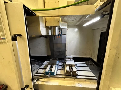 2014 HYUNDAI WIA F400 Vertical Machining Centers | Bayou Machinery (4)