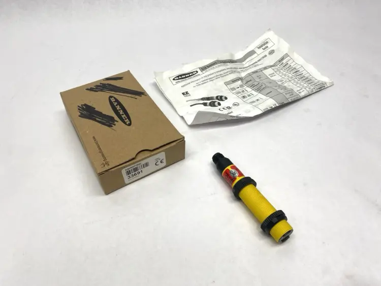 Used BANNER S18AW3FF100Q1, 33691 Photoelectric Sensors | Maverick Industrial Sales #1113103