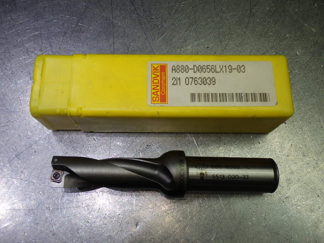 Sandvik .656" Coolant Thru Indexable Drill 3/4" Shank A880-D0656LX19-03 (LOC2903D)
