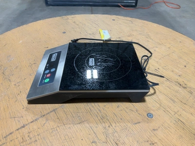 Used WARING COMMERCIAL WIH200 COMMERCIAL INDUCTION RANGE Hot Plates Michigan US | Miedema Asset Management Group #1580115