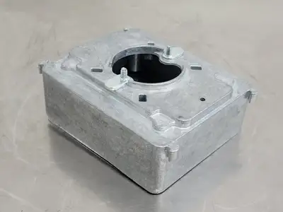 NEW WIREMOLD 4220