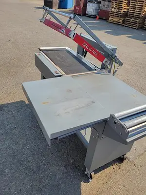 USED SEAL-A-TRON SB-3000 SIDE BUNDLER