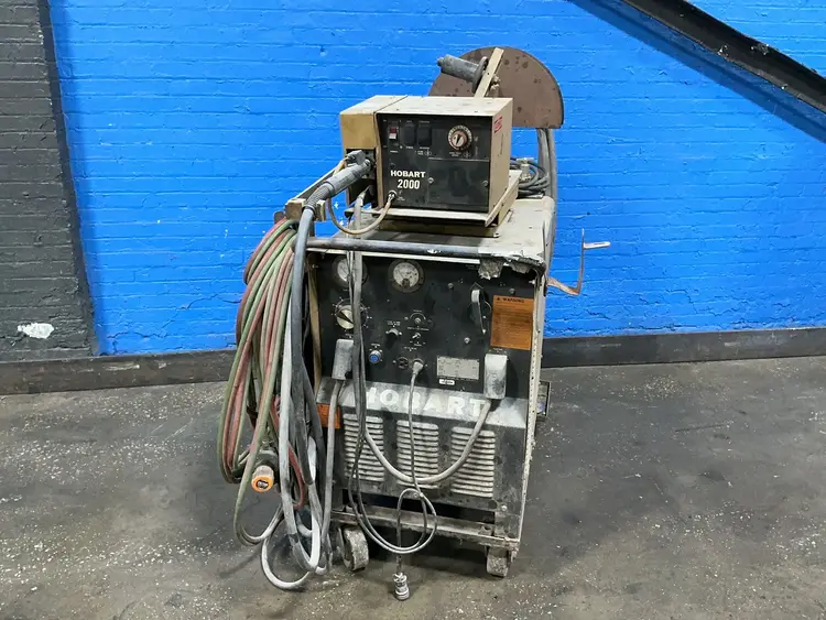 Used HOBART BROTHERS CO. RC 301 Wire Feed Welders Ohio US | HGR 24 #1316174