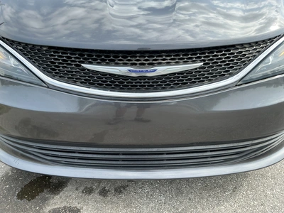 USED 2020 CHRYSLER VOYAGER