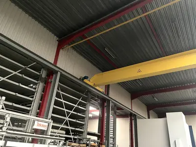 USED DEMAG 3,2 TON X 21 000 MM