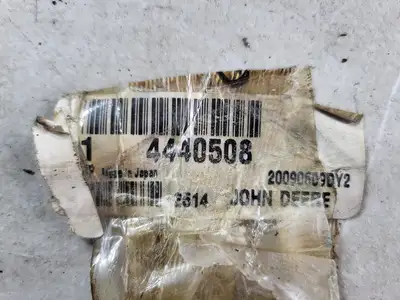 NEW JOHN DEERE 4440508