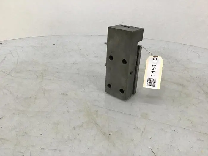 Used VAN DORN SA 301131 Clamps Michigan US | Ideal Machinery #591489