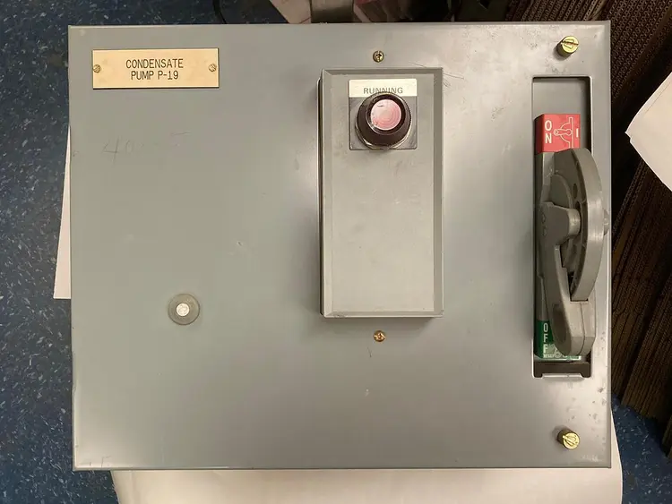 Used CUTLER HAMMER YUB806424/1AW Starters | Surplus Asset Holdings #1205072