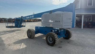 USED 2023 Genie S-45