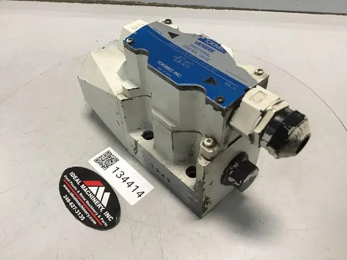 Used VICKERS DG4V-5-2A-M-P7L-H-6-30 Valves/Fittings Michigan US | Ideal Machinery #586401