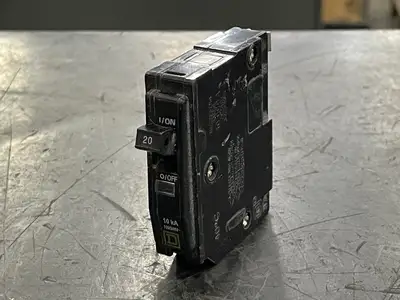 USED SQUARE D QO120