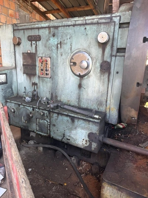 KRAMATORSK Facing Lathe