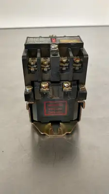 USED Allen-Bradley Bulletin 700 Type N