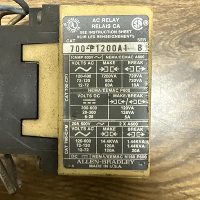 USED ALLEN-BRADLEY 700-P1200A1