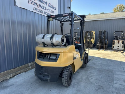 Used CAT P6000 Liquid Propane Forklifts Michigan US | KD Equipment Sales #1561779
