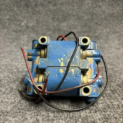 Used Skinner V933-DB2100 Solenoid Valves California US | Davliegogo LLC #1705554