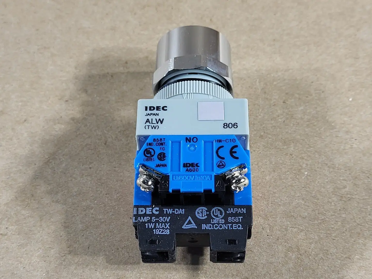 NEW IDEC ALFW29911D-G-24V