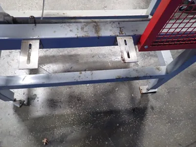 Drop Box Feeder