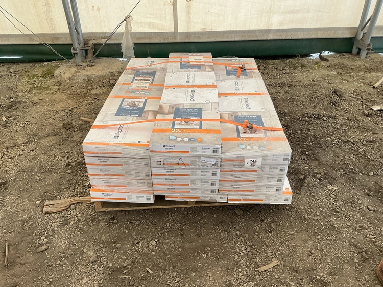Used LIFEPROOF INVERNESS TRAVERTINE Flooring, Windows, and Doors Michigan US | Miedema Asset Management Group #1760603