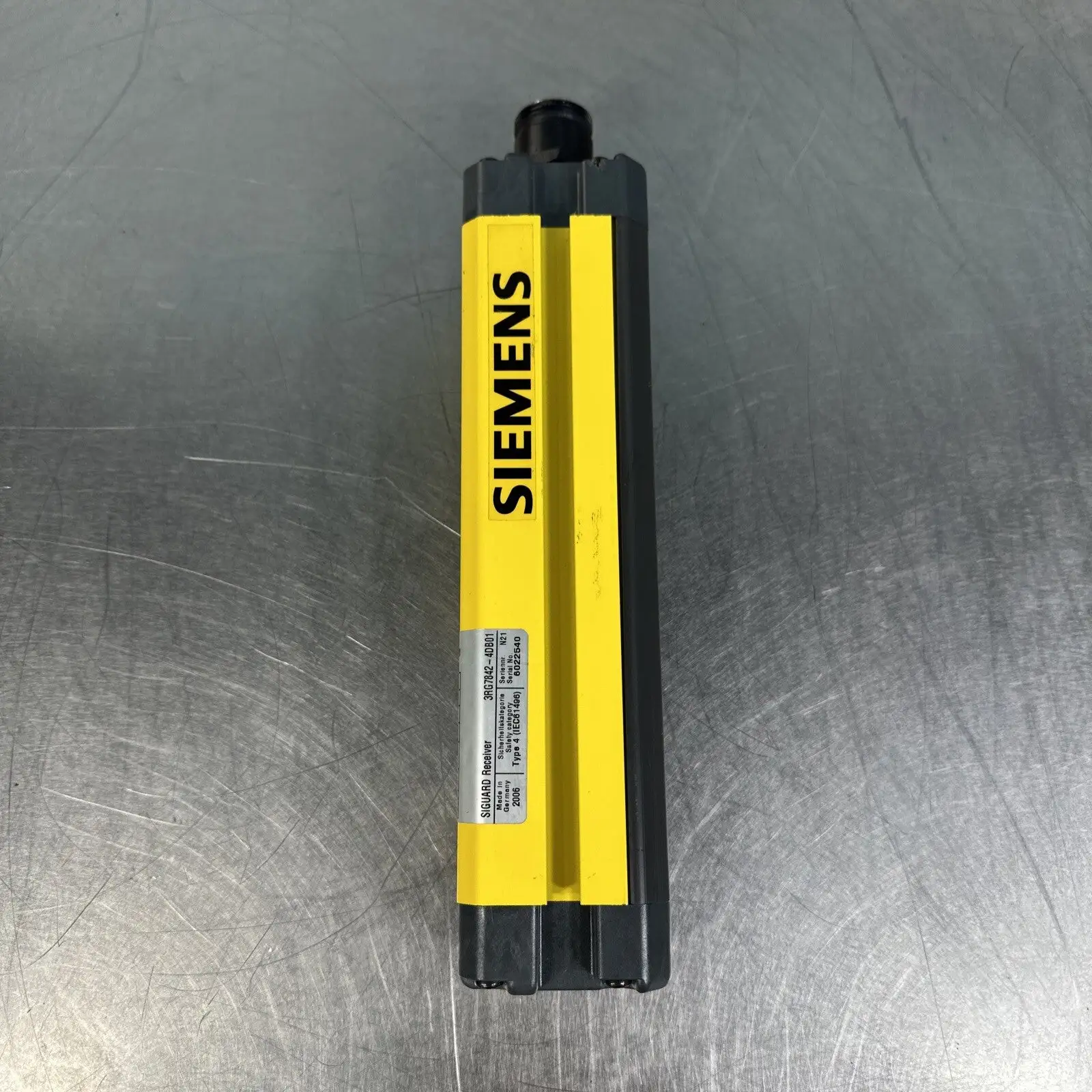 Siemens 3RG7842-4DB01 Siguard Light Curtain Receiver (BIN-1.1.1)