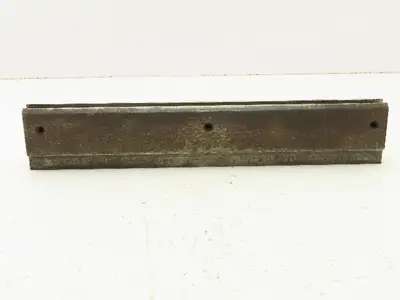 Press Brake Die 13-1/8" Long 7/16" W U Bend 3/16" D 1-3/4" H 1/2" Tang