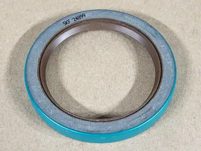 NEW SKF 24899