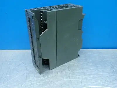 New | in-Stock SIEMENS 6ES7 3221BH010AA0 Input / Output Modules | HGR 24 #733576