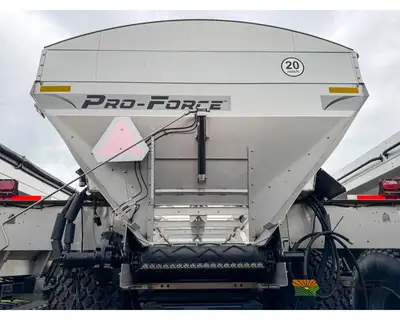 Used UNVERFERTH _UNKNOWN_ Dry Spreaders Iowa US | Keast Enterprises #1360460