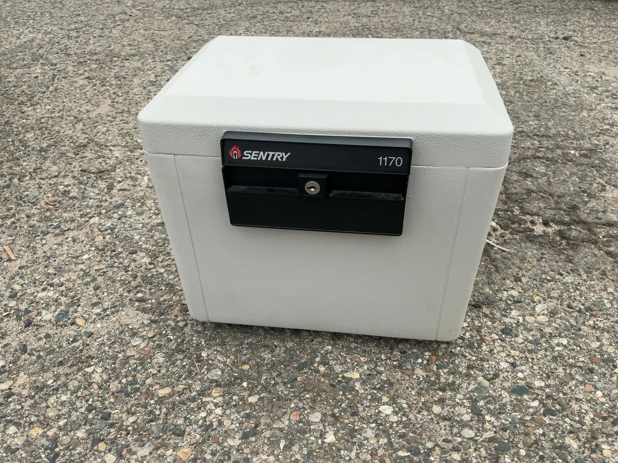 Used SENTRY 1170 Safes Michigan US | Miedema Asset Management Group #1320968