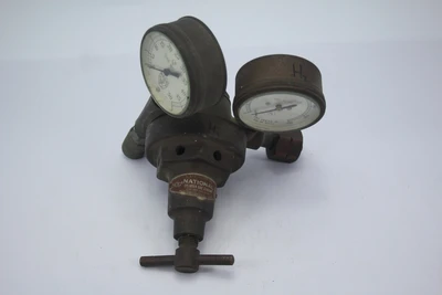 Used Natinal Cylinder Gas Company G17S Air Pressure Regulators California US | Davliegogo LLC #1705760
