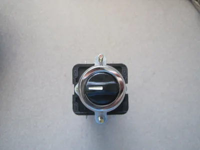 NEW ENTRELEC SWITCH V10/D/A/41950/Y6/MBTN
