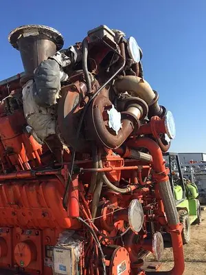 USED 2000 WAUKESHA 12V-AT27GL