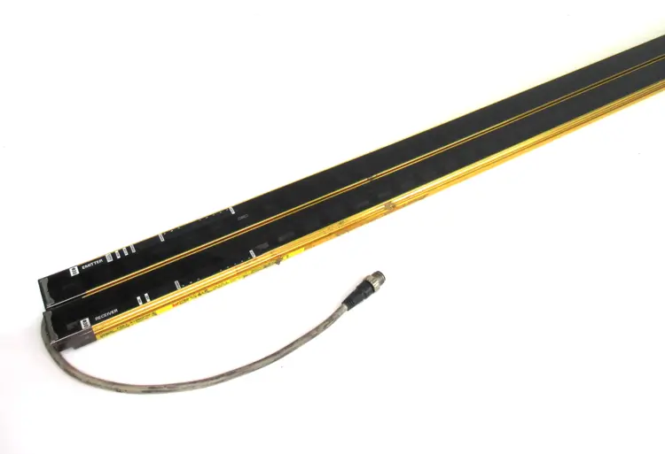 Used OMRON F3SJ-A1395P30-L Light Curtains & Grids | Industrial Parts R Us Inc. #360850