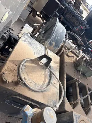 USED 2009 ENERFAB ACID TRUCK