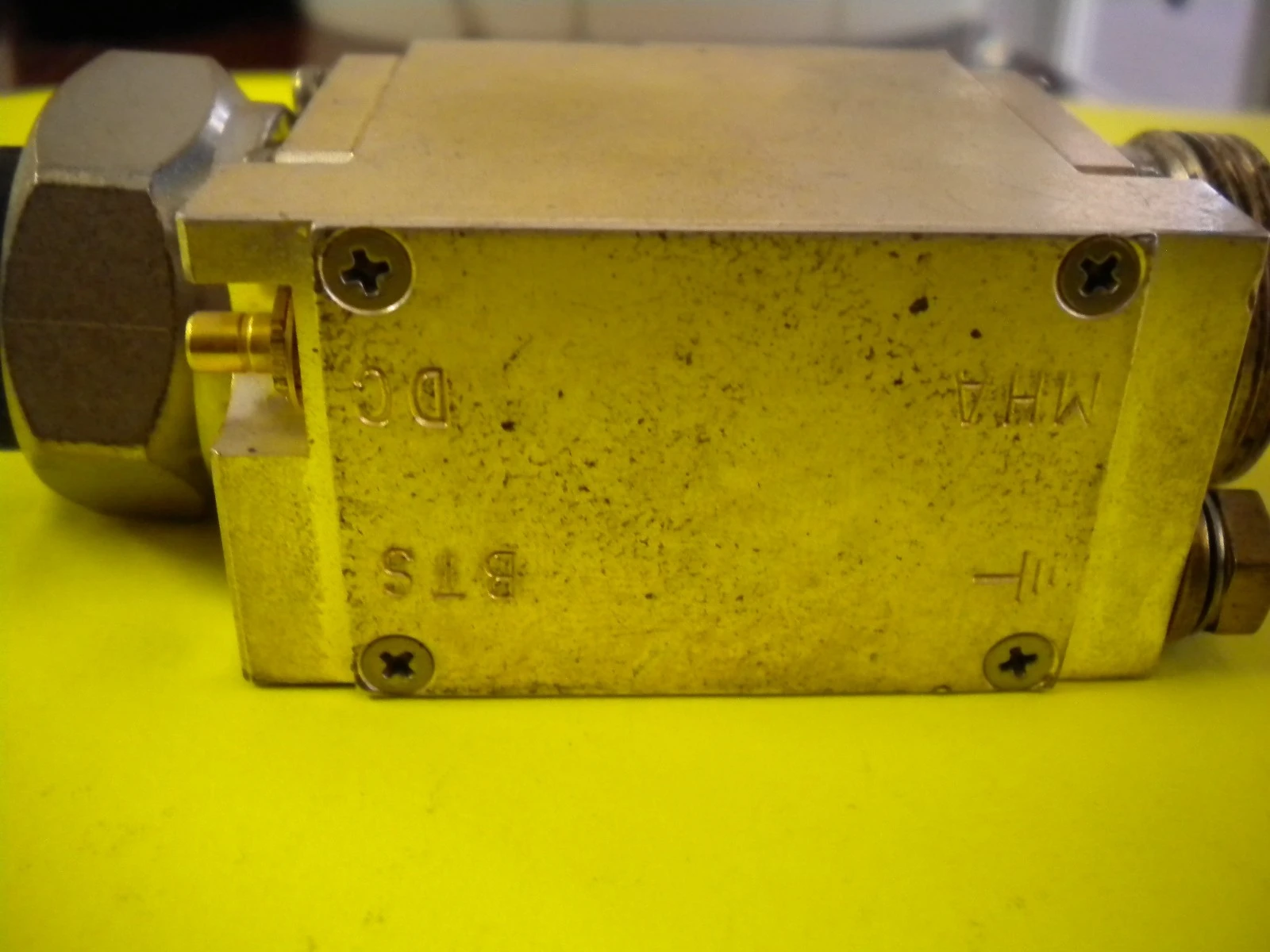 1322-0049 AMPLIFIER WITH A  BTS, MHA, AND DC PORTS