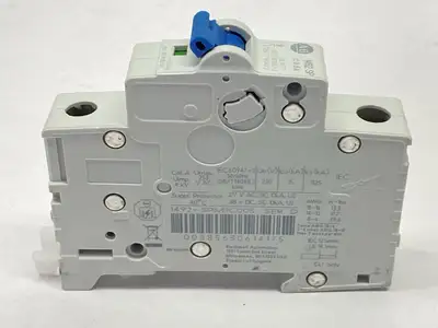 USED ALLEN-BRADLEY MINI CIRCUIT BREAKER 1-POLE 0.5A 277V LOT OF 2